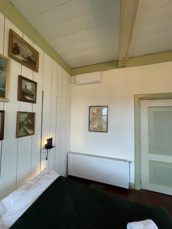 Suite In Prachtige Groningse Boerderij Uit 1856 Schildwolde Экстерьер фото